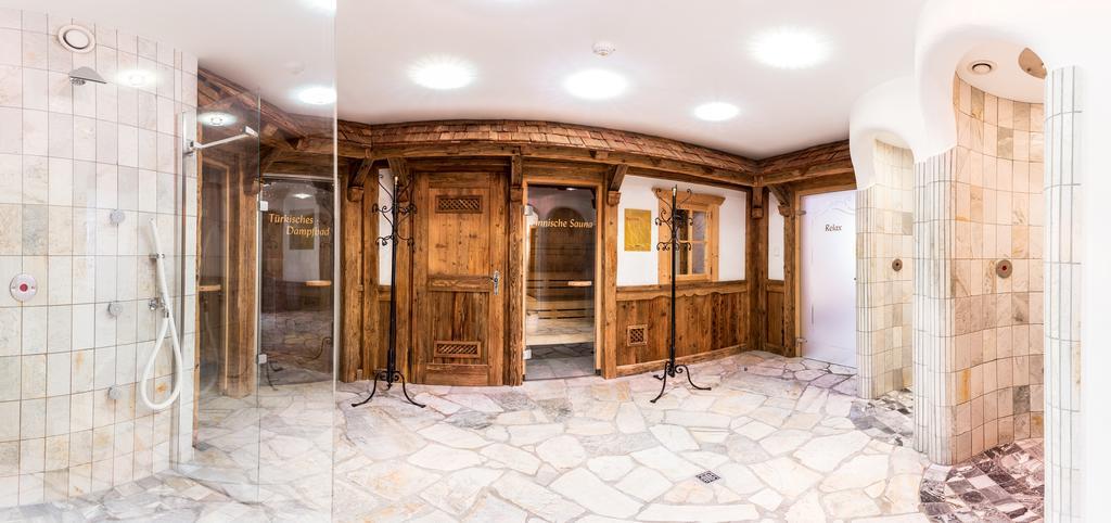 Hotel Goldene Rose Монгуэльфо Экстерьер фото
