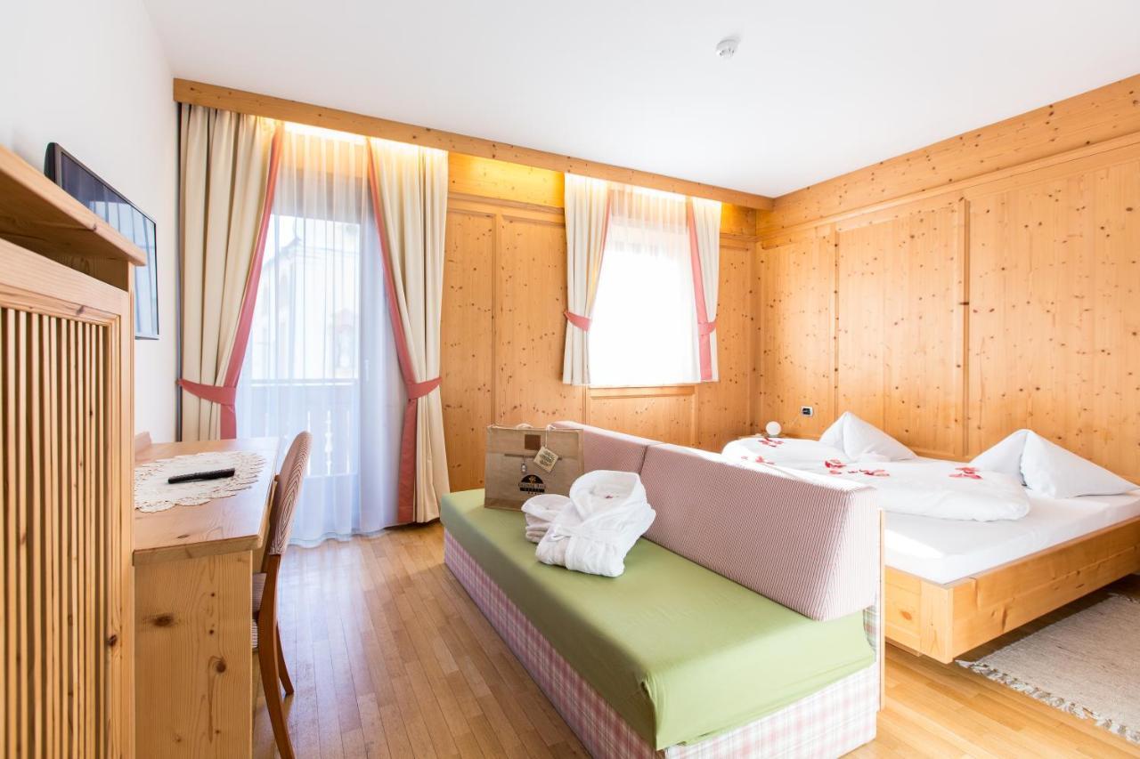 Hotel Goldene Rose Монгуэльфо Экстерьер фото